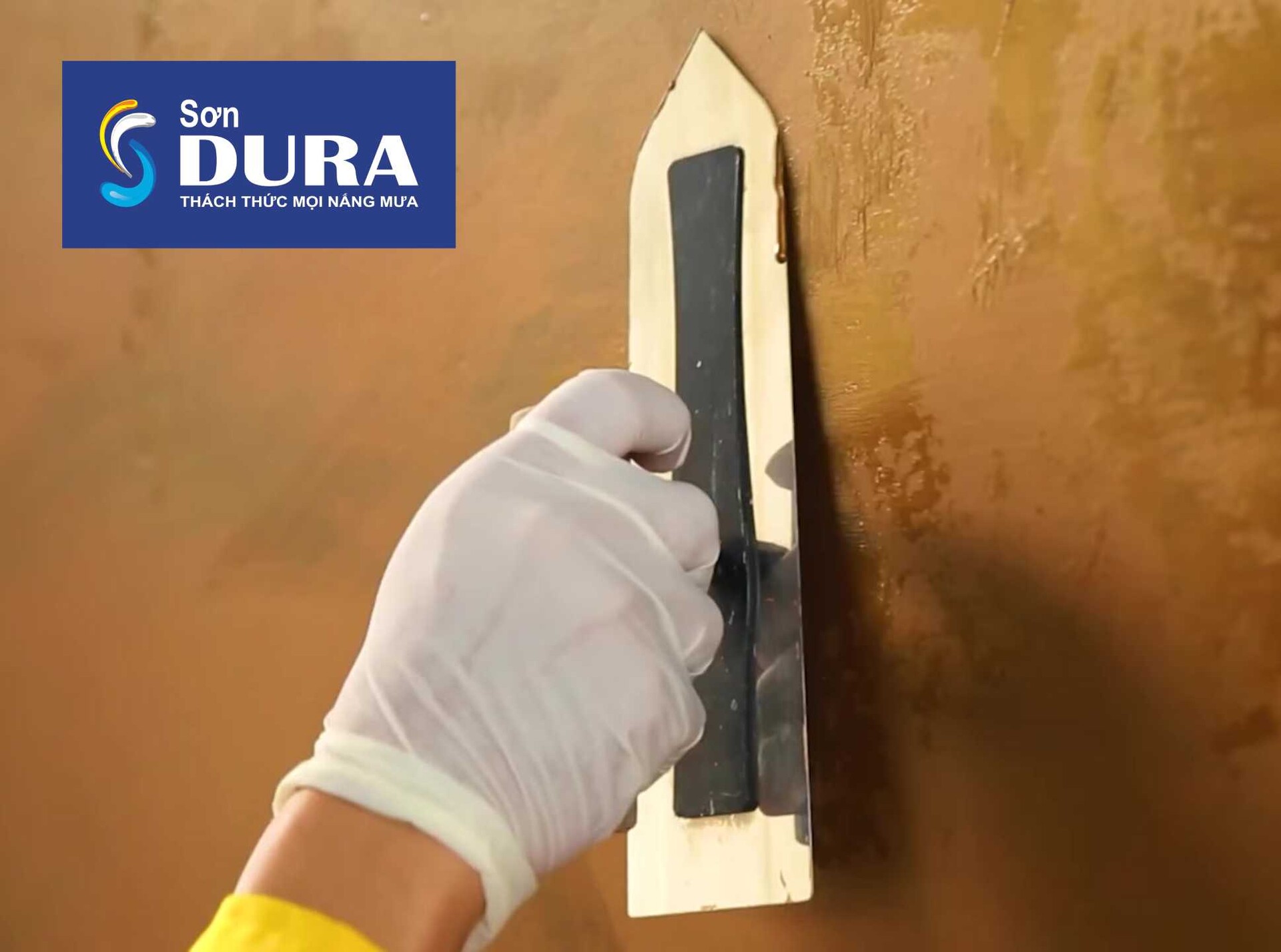 Quy trình thi công sơn giả rỉ sét trải qua nhiều bước