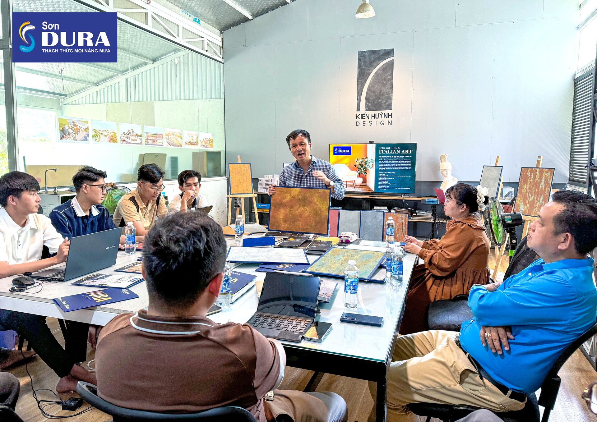 Dura tổ chức workshop miễn phí để giới thiệu về sơn hiệu ứng và hướng dẫn cách thi công